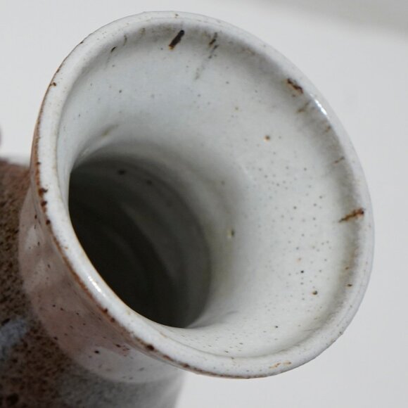 Mid Century Modern Clay Pottery Three Tone Minimalist Short Pitcher Vase - Picture 9 of 10